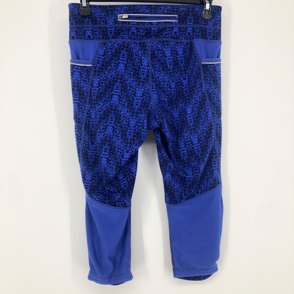 Athleta Blue and Black Cropped Workout Leggings - Picture 2 of 13